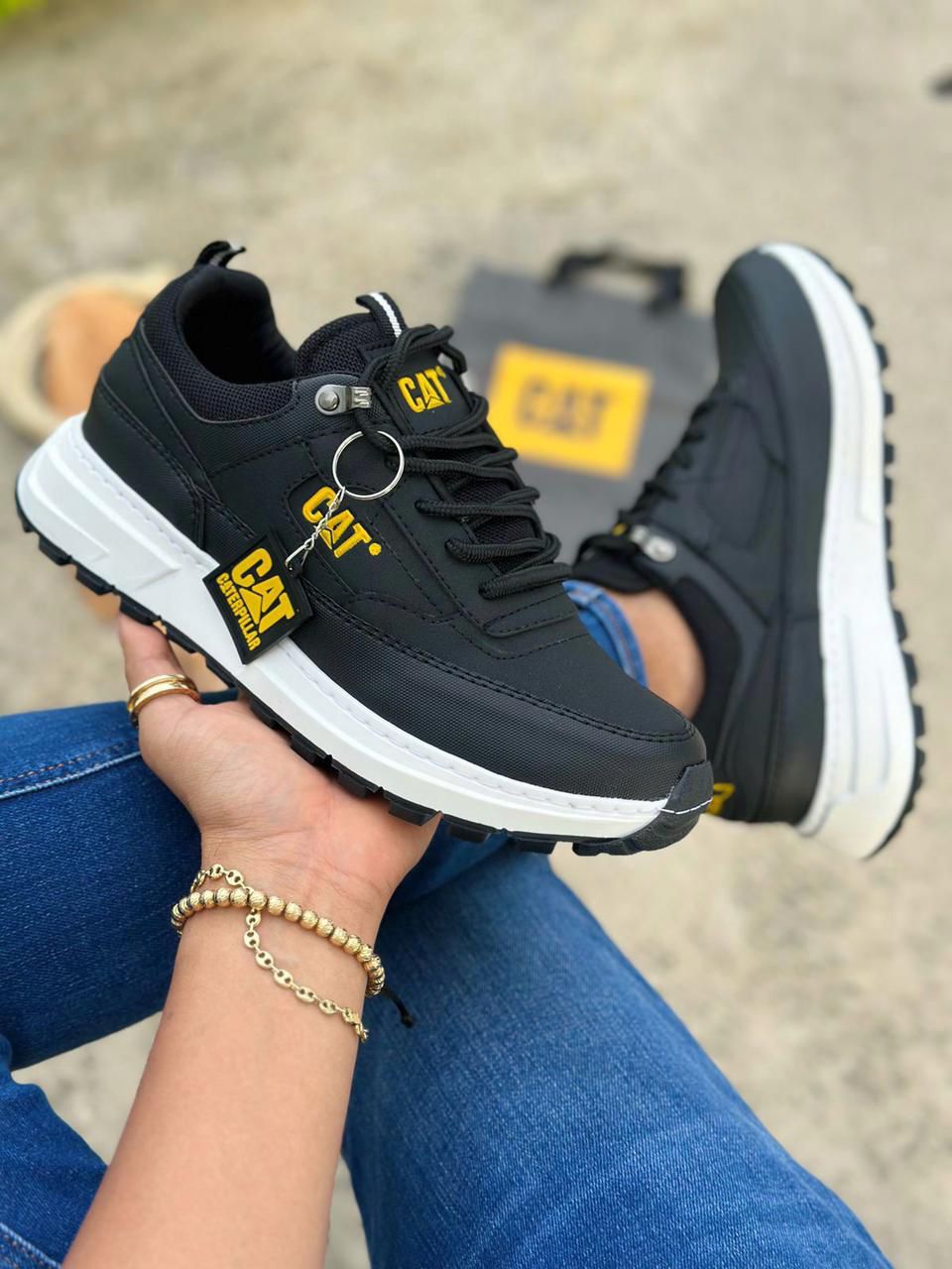 WOW🚨 PROMO TENIS: 1 par $99.990 – 2 pares $199.999 ⚡