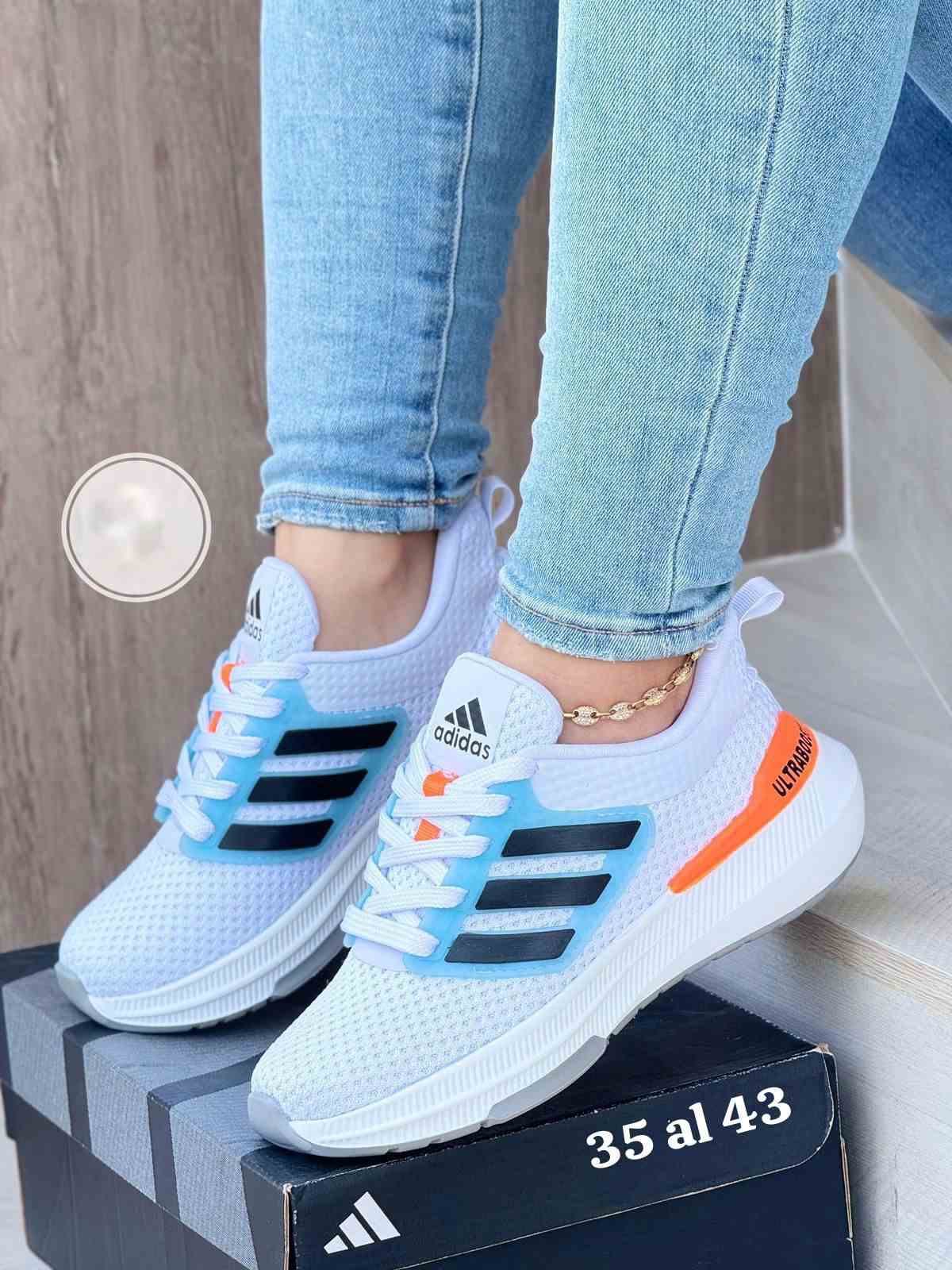 TENIS AD ULTRABOOST DAMA, SUPER LIVIANOS