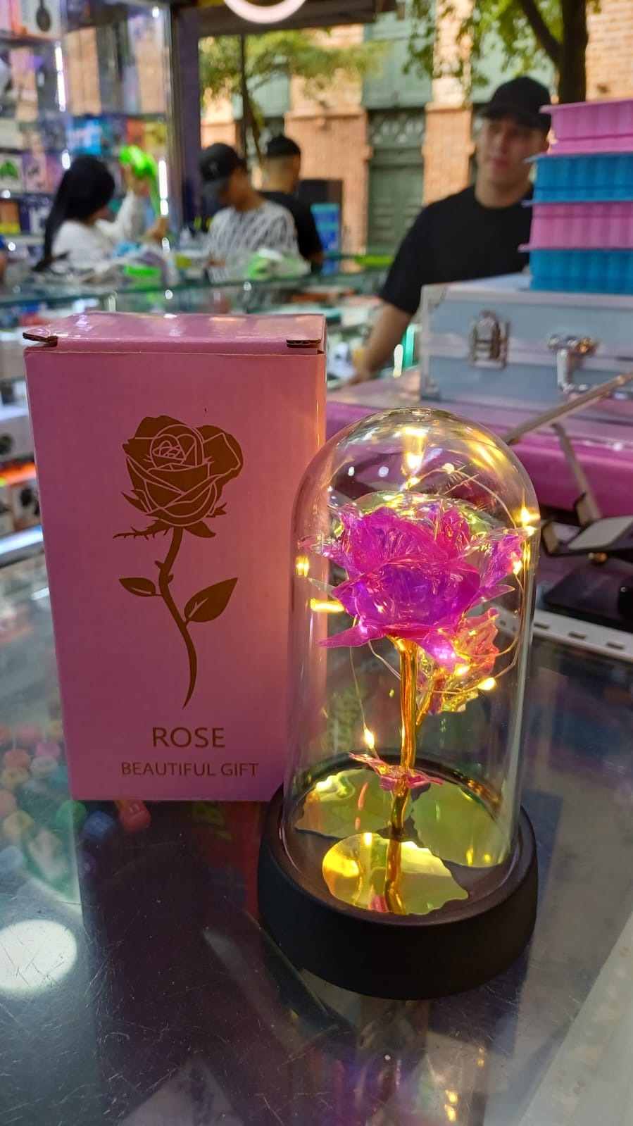 🌹 Rosa Eterna con Luz LED en Cúpula de Cristal