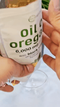 WOW💥 90 Capsulas solo en $69.990🌿 Aceite de Orégano en Cápsulas · Suplemento Natural Diario 💊 6.000mg por porción · Orégano + Semilla Negra Para tu rutina de bienestar natural — IMPORTADO DE USA